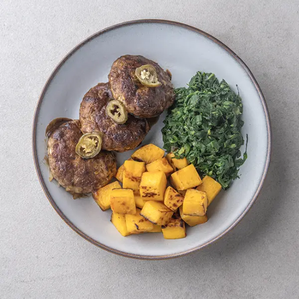 Jalapeño & Cheddar Beef Pattie with Spinach & Pumpkin  Medley